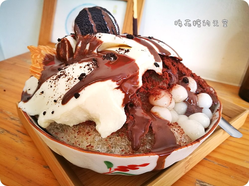 台中冰店|美軍豆乳冰-審計新村旁文青冰店,傳統豆花加文青風挫冰