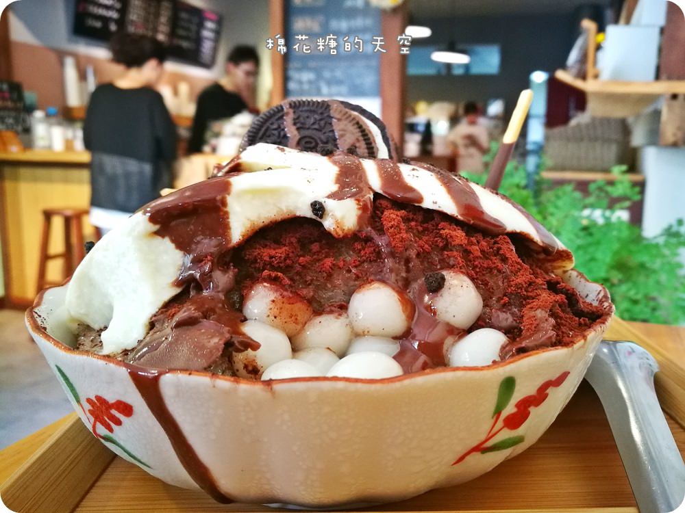 台中冰店|美軍豆乳冰-審計新村旁文青冰店,傳統豆花加文青風挫冰