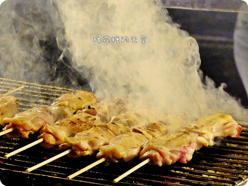 嘉義美食|隱藏版文化路夜市碳烤攤～小陸碳烤，要買先搶號碼牌！必點米血超好吃～(2019.12分店出現囉