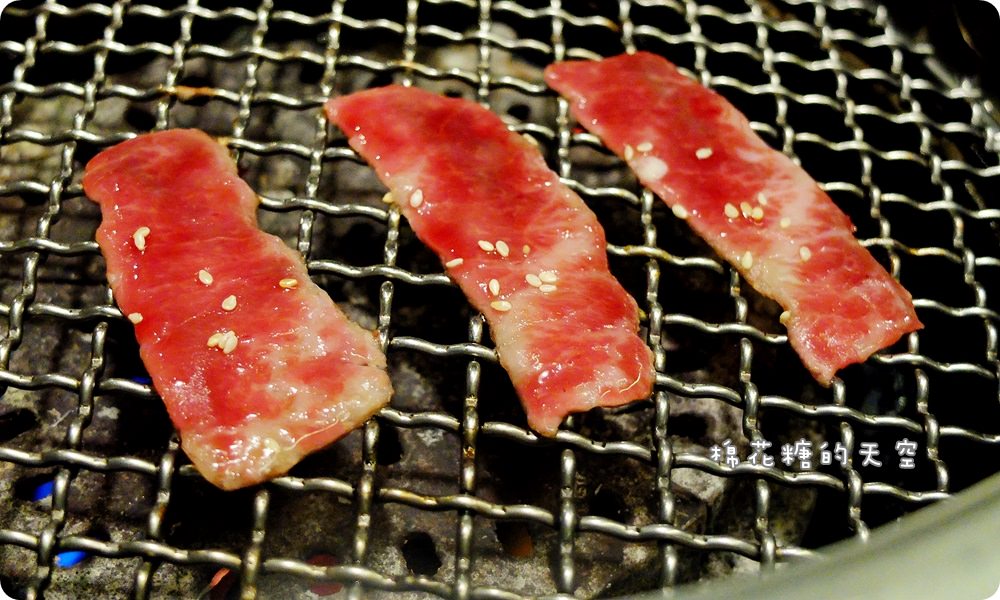 台中燒肉‖雲火日式燒肉超狂新菜單-Prime等級牛肉滿滿一大盤,外加三豬一雞、超大干貝
