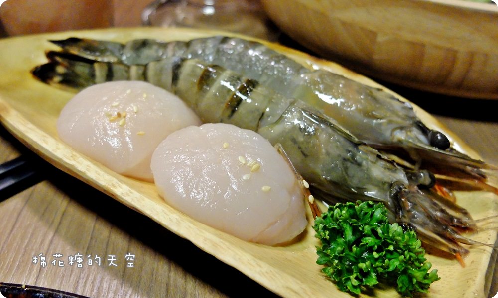 台中燒肉‖雲火日式燒肉超狂新菜單-Prime等級牛肉滿滿一大盤,外加三豬一雞、超大干貝