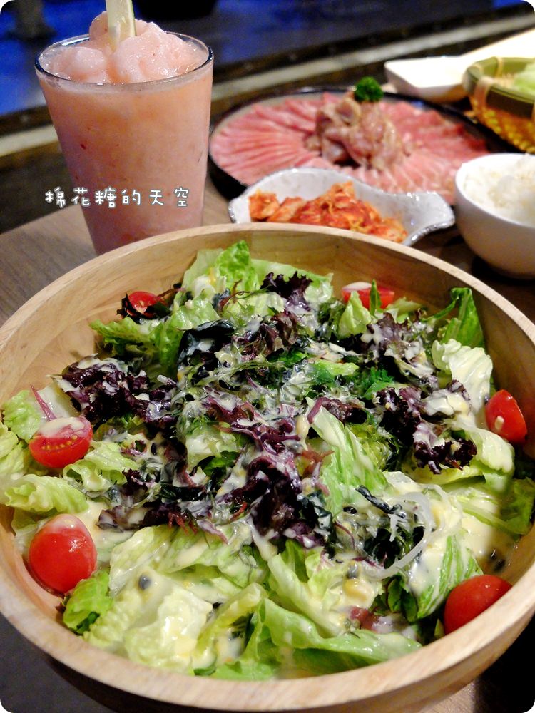 台中燒肉‖雲火日式燒肉超狂新菜單-Prime等級牛肉滿滿一大盤,外加三豬一雞、超大干貝