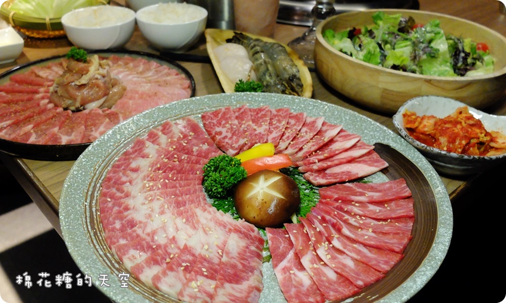 台中燒肉‖雲火日式燒肉超狂新菜單-Prime等級牛肉滿滿一大盤,外加三豬一雞、超大干貝