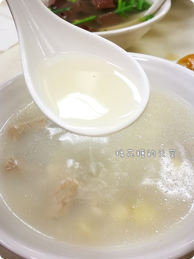 新莊美食‖超夯阿淑清蒸肉圓~還沒開門就有人排隊的好味道！