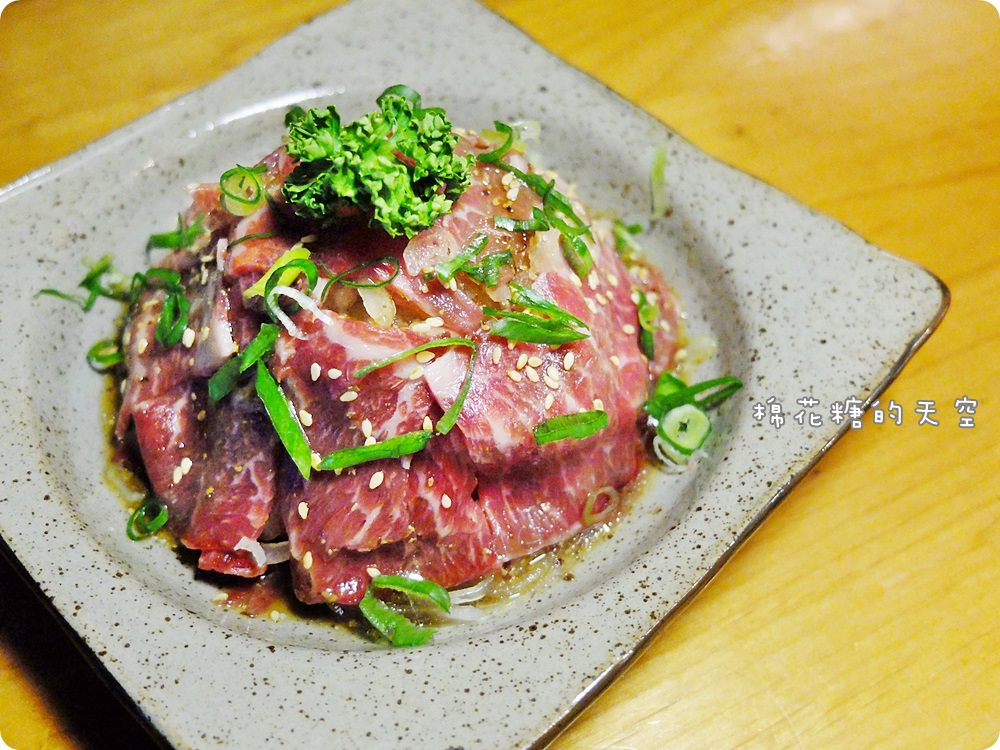 台中居酒屋‖八丼邀燒烤鮮魚丼酒場~超大碗鮮魚丼滿滿生魚片超澎湃!大推握壽司平價又飽口~