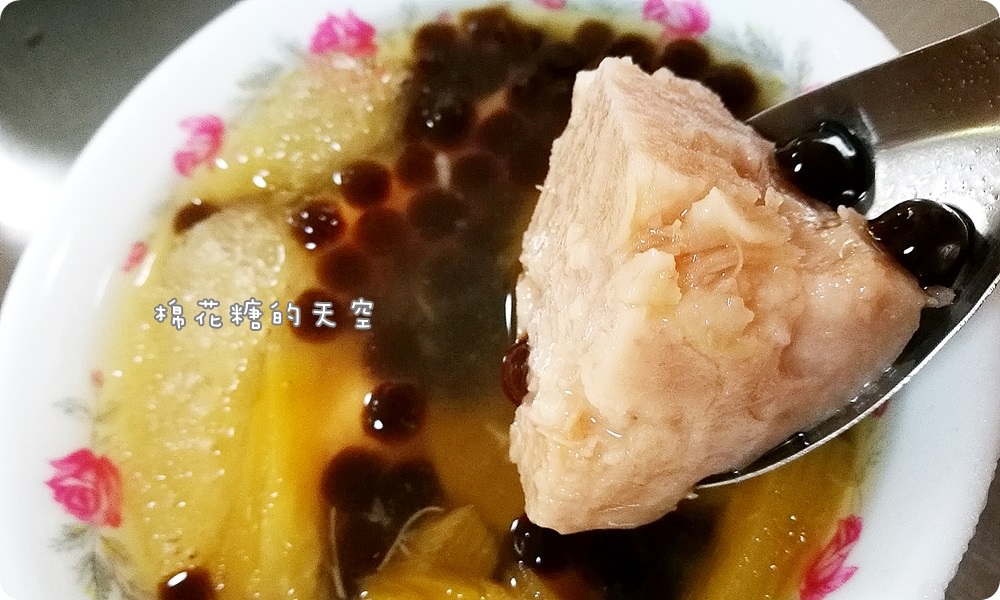 台中第五市場吃剉冰～鳳梨、粉圓、米苔目傳統剉冰最消暑，味香麵攤