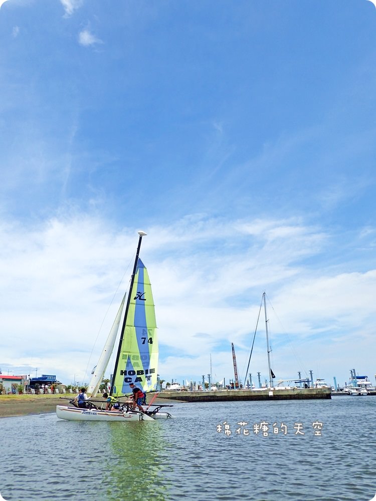 You don’t know the windsurfing and local food at Donggong/ Little Liuqiu. Dapeng Bay E-Travel Tour Package Website