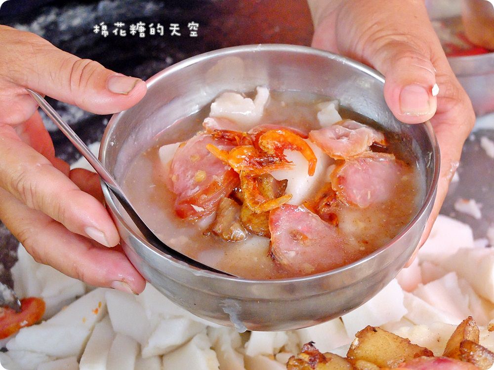 鹿港小吃美食吃透透不用東奔西跑，阿道蝦猴酥幫你“傳”一桌排隊美食