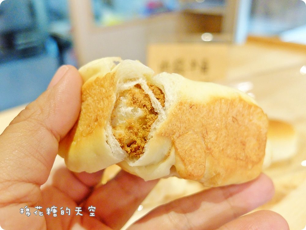 超軟綿、超爆餡！天然水果酵母Ed手工牛奶吐司-每日限量必搶