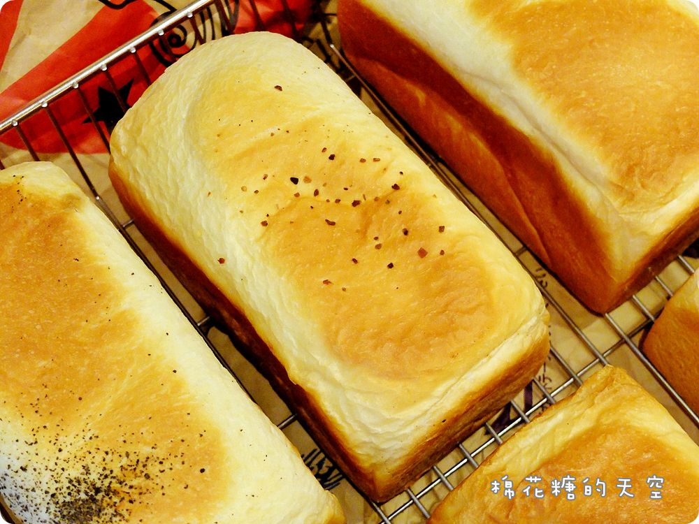 超軟綿、超爆餡！天然水果酵母Ed手工牛奶吐司-每日限量必搶