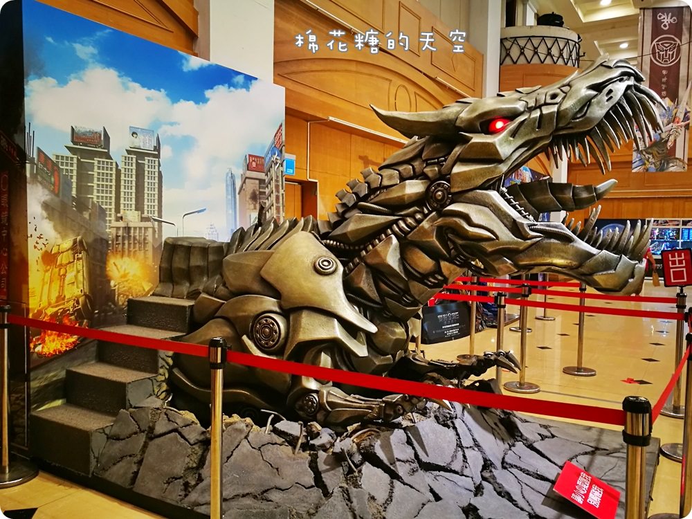 中友百貨超酷變形金剛展倒數中～小男孩來一定會瘋狂的啦!