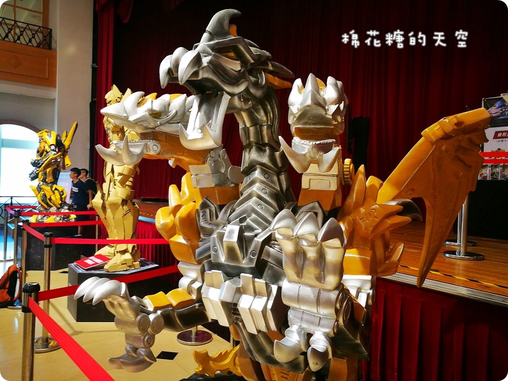 中友百貨超酷變形金剛展倒數中～小男孩來一定會瘋狂的啦!