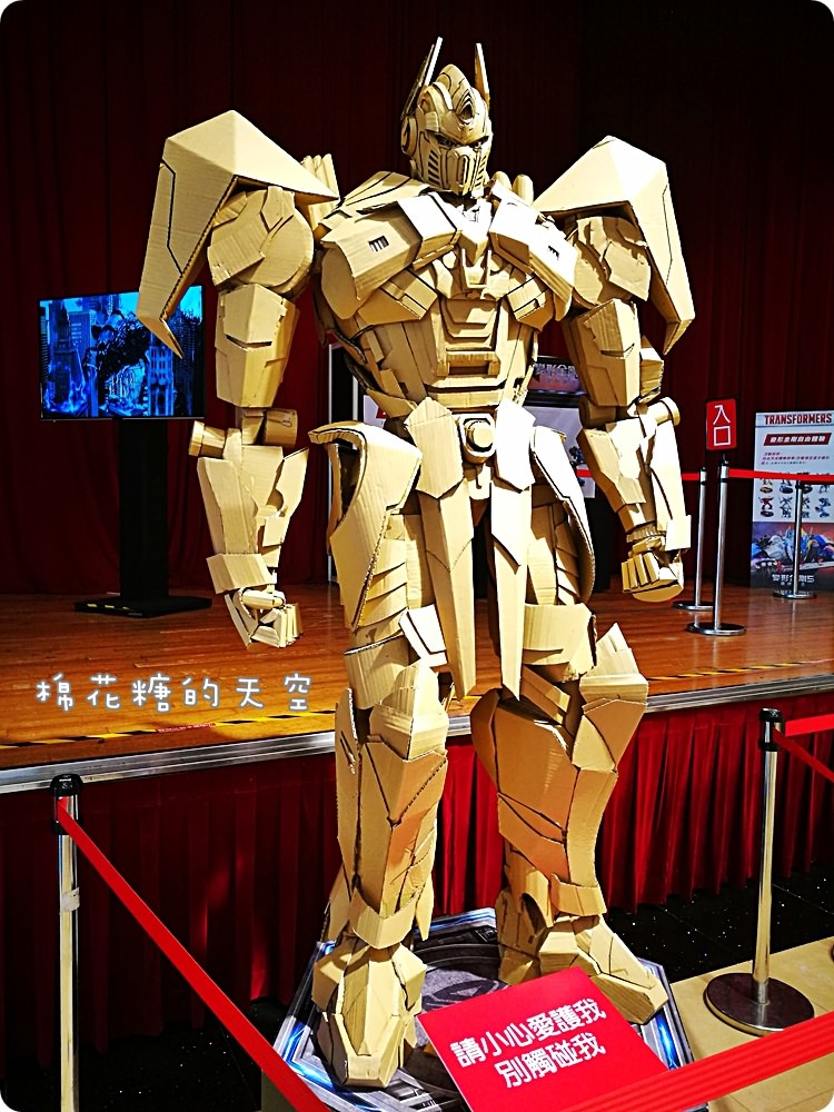 中友百貨超酷變形金剛展倒數中～小男孩來一定會瘋狂的啦!