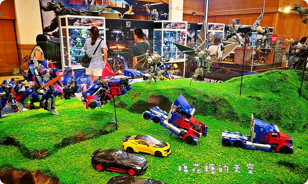中友百貨超酷變形金剛展倒數中～小男孩來一定會瘋狂的啦!