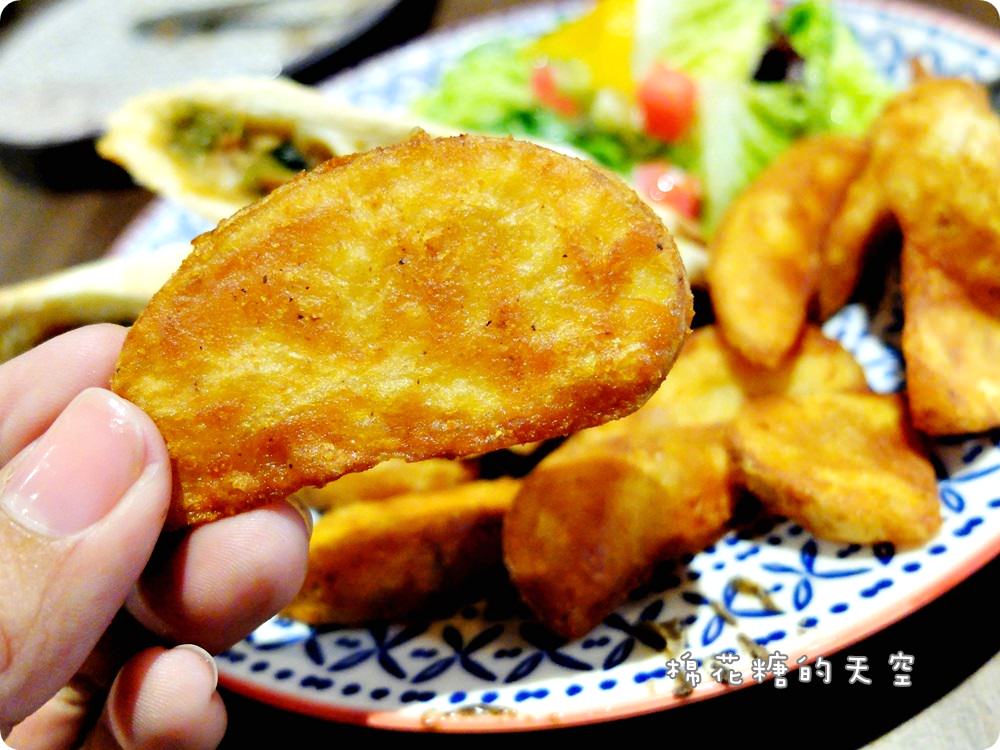 一中街巷弄早午餐-壹柒手作早午餐超大魚排漢堡一手握不住，泰式奶茶必點！