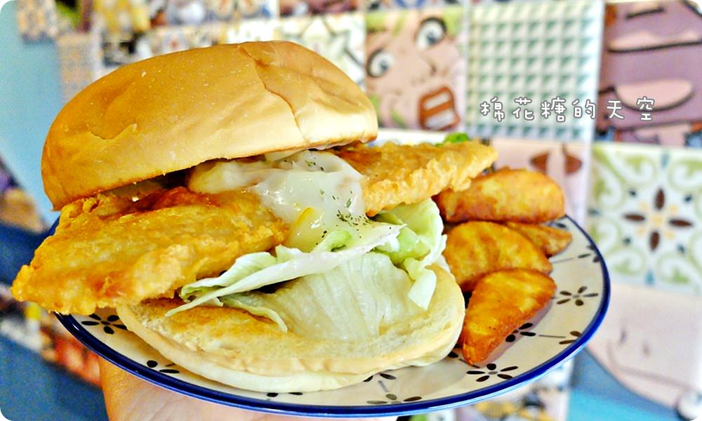 一中街巷弄早午餐-壹柒手作早午餐超大魚排漢堡一手握不住，泰式奶茶必點！