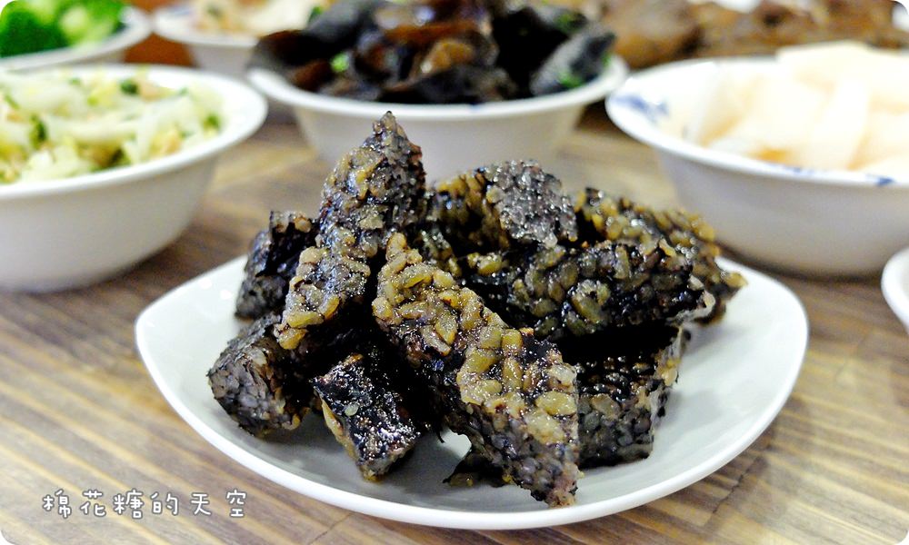 草悟道週邊五星級老阿太麵館，湖南剁椒、川味紅油超香超夠味
