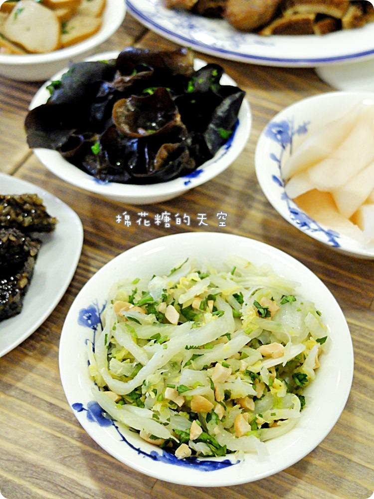 草悟道週邊五星級老阿太麵館，湖南剁椒、川味紅油超香超夠味