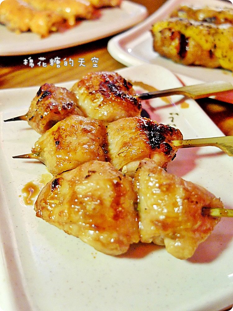 一秒來到日本屋台～高知名物三代目安兵衛，招牌煎餃皮薄又脆～極品啊！SOGO