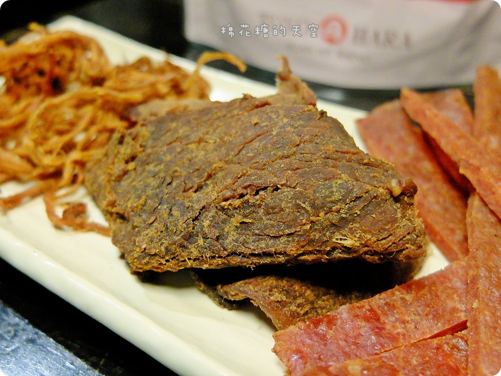 台中伴手禮推薦-源味香肉干,獨創避風塘酥肉紙連香港人都流口水,中秋送禮最佳選擇 台中伴手禮推薦-源味香肉干,獨創避風塘酥肉紙連香港人都流口水,中秋送禮最佳選擇
