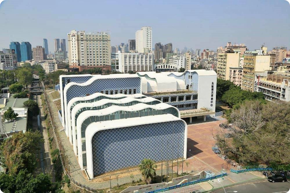 台中北區國民運動中心開幕囉！試營運期間免費體驗，游泳、有氧、羽球、桌球通通有！