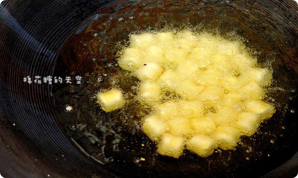這地瓜球太厲害！不加一滴水的自然香甜-寶源地瓜球