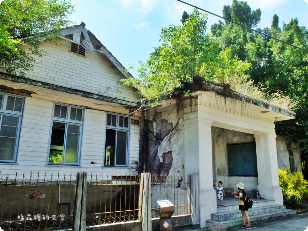 雙十連假好去處-台南新營糖廠地景藝術節，藍天、綠地、聽老房子說故事