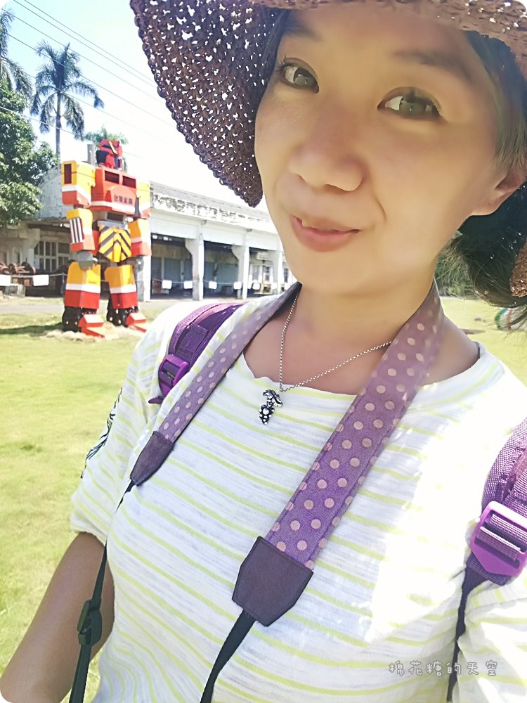 雙十連假好去處-台南新營糖廠地景藝術節，藍天、綠地、聽老房子說故事