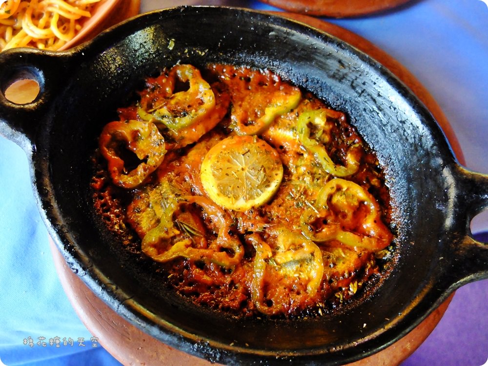 摩洛哥最道地美食介紹-塔吉鍋、庫斯庫斯、Kebab烤肉串