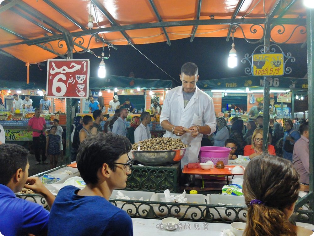 摩洛哥‖馬拉喀什Djemaa el-Fna德吉瑪廣場美食巡禮，舊城大市集Souk尋寶去