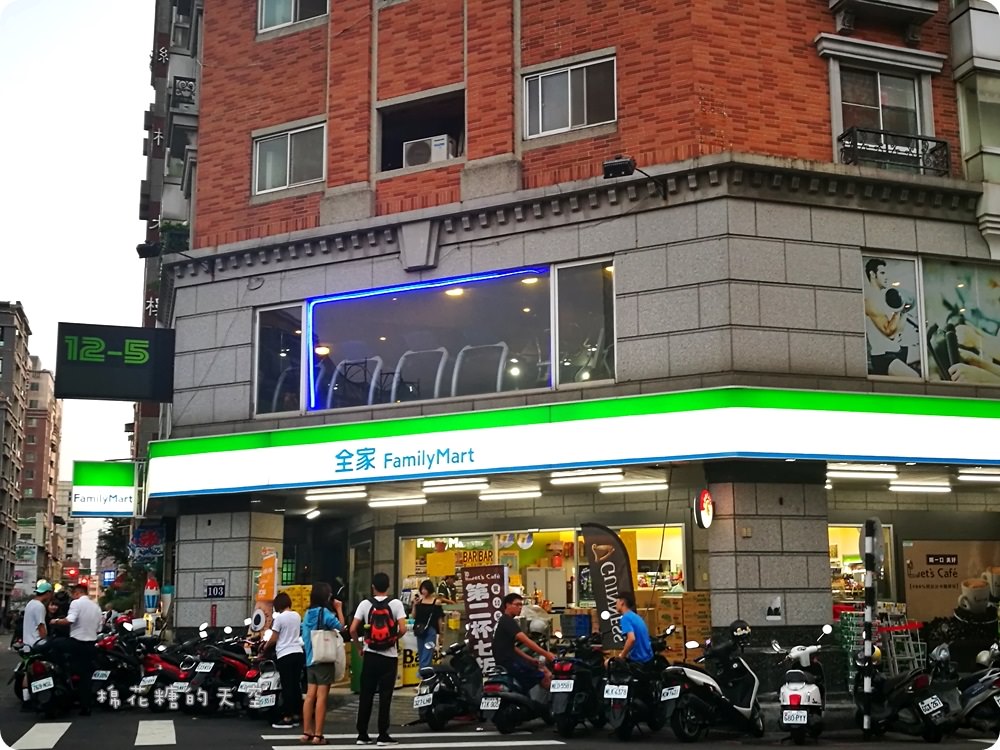 2017爵士音樂節週邊美食攤位大公開，文內有完整節目單、交通資訊