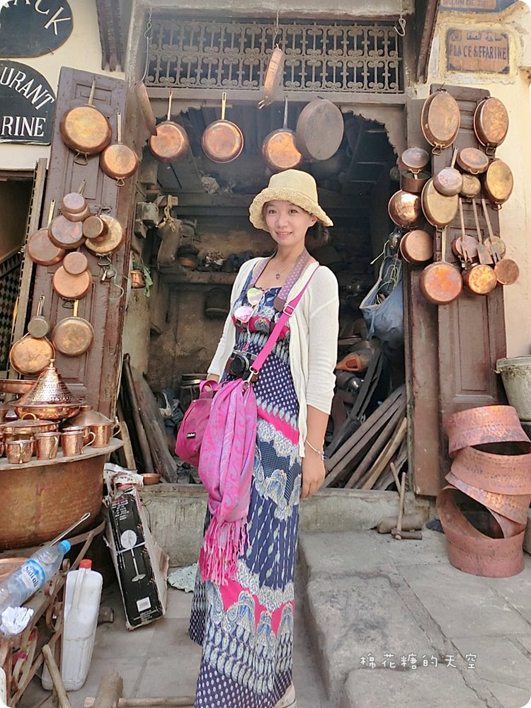 摩洛哥旅遊‖黃色菲斯Fez老城探險，迷失在連谷歌定位不了的巷弄，必買皮革製品