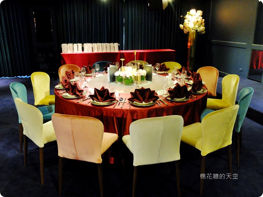 台中最新婚宴會館-萊特薇庭，夢幻證婚教堂超迷人！中西合併婚宴料理美到捨不得動筷子