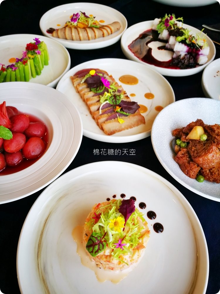 台中最新婚宴會館-萊特薇庭，夢幻證婚教堂超迷人！中西合併婚宴料理美到捨不得動筷子