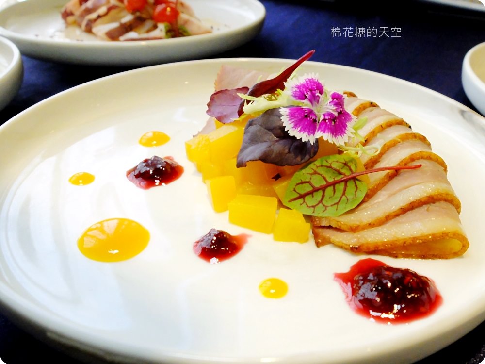 台中最新婚宴會館-萊特薇庭,夢幻證婚教堂超迷人!中西合併婚宴料理美到捨不得動筷子 台中最新婚宴會館-萊特薇庭,夢幻證婚教堂超迷人!中西合併婚宴料理美到捨不得動筷子