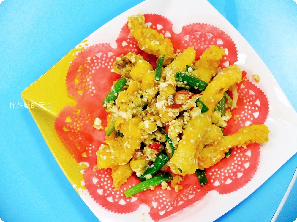 活跳跳鮮蝦直上桌，吉品釣蝦美食廣場好吃又好玩，下班釣蝦超舒壓