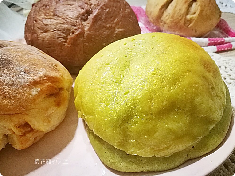 麵包還沒出爐就賣完?!台南五吉堂麵包店-真正巷弄裡的巷弄美食
