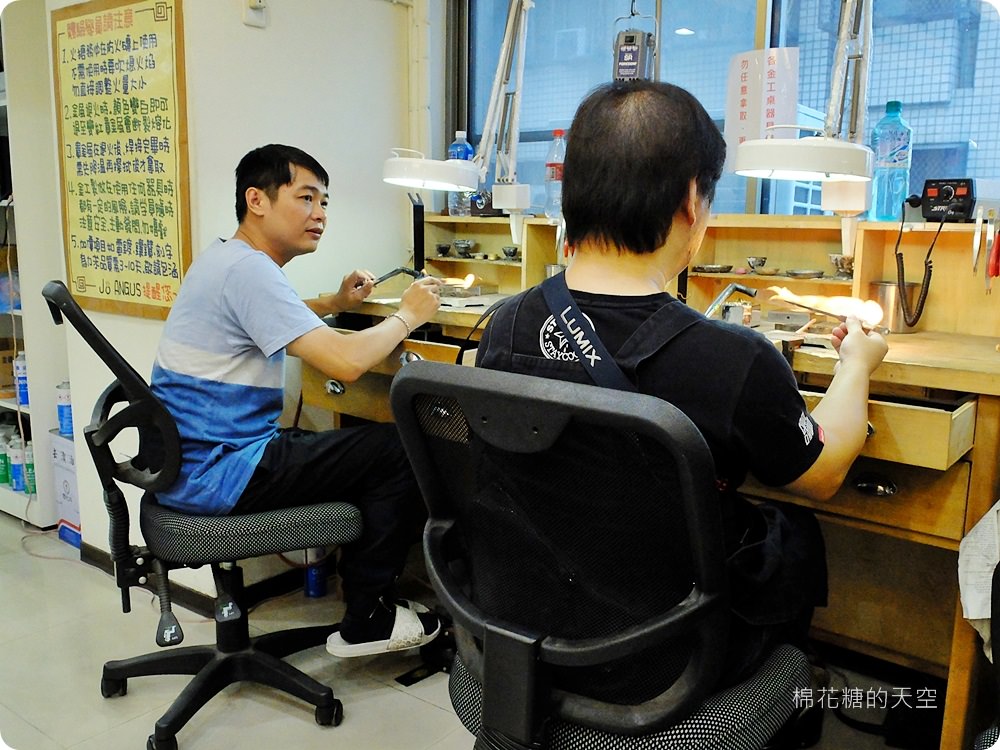 獨一無二的手工銀飾自己做，喬安格斯DIY體驗還可以做對戒喔