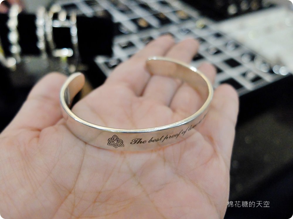 獨一無二的手工銀飾自己做，喬安格斯DIY體驗還可以做對戒喔