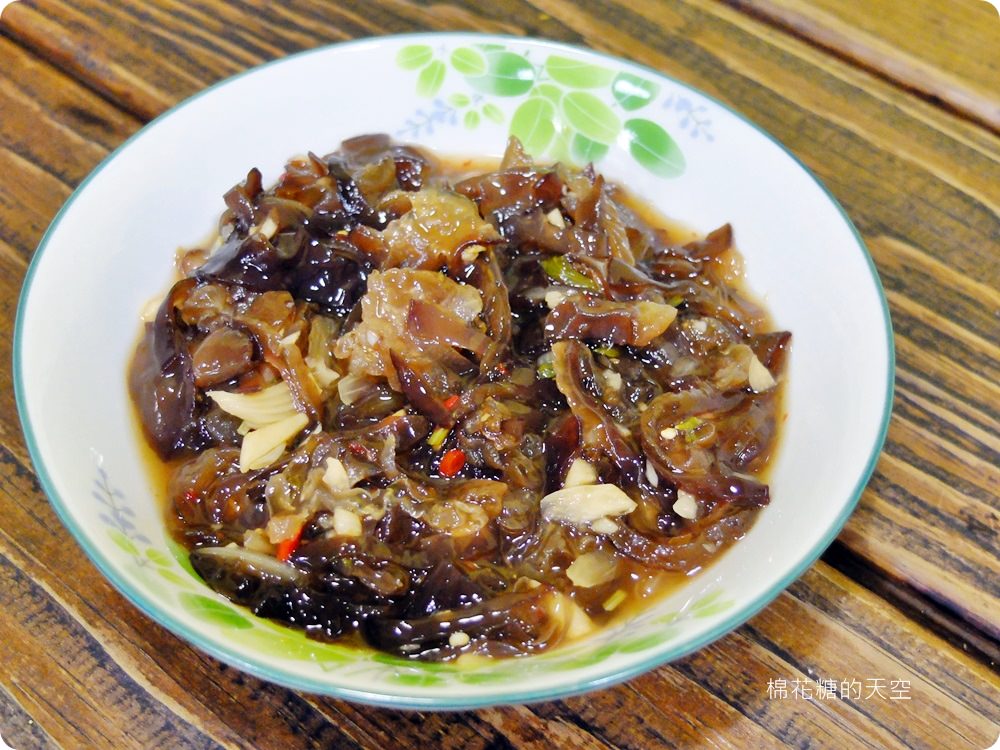 道地泰式料理個人餐，泰小葉多種泰國湯麵超暖心