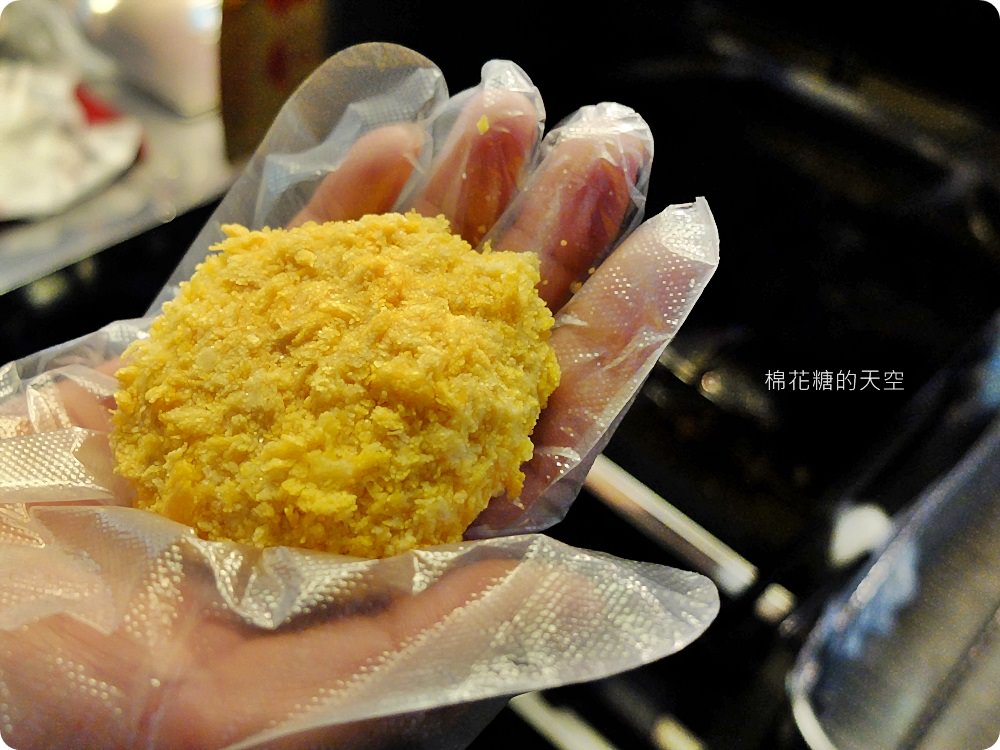 台中龍富夜市內藏高檔日式炸物,不二魂日式雞排外酥內多汁、超厚超飽口! 台中龍富夜市內藏高檔日式炸物,不二魂日式雞排外酥內多汁、超厚超飽口!