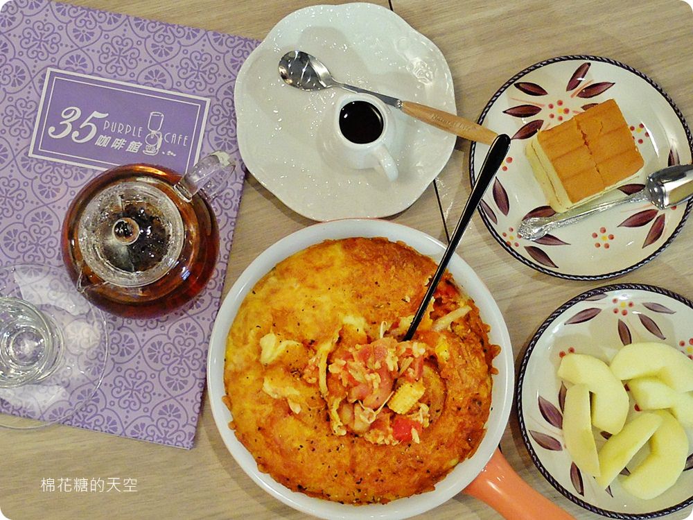 超澎湃下午茶鬆餅滿滿一盤生菜太驚人！台中大里35 cafe給料不手軟