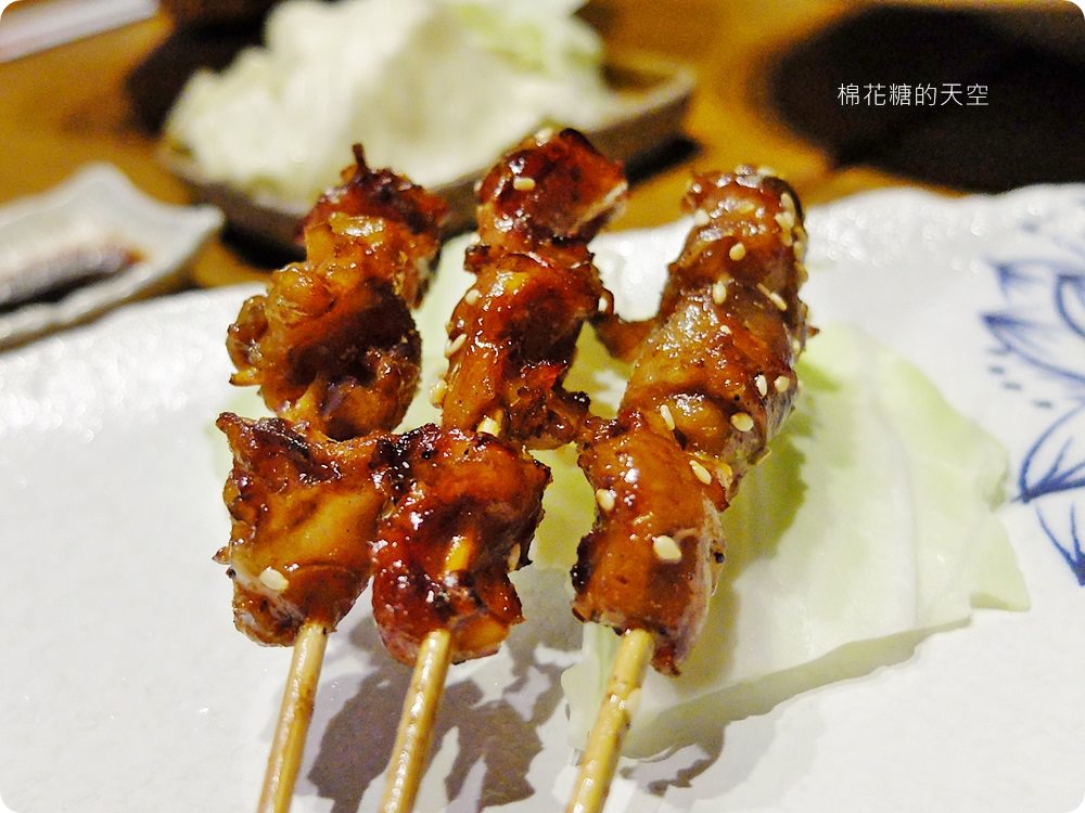 台中深夜食堂推薦-百川日本串燒，酒蒸蛤蠣吃完還有美味彩蛋！就在文心路旁