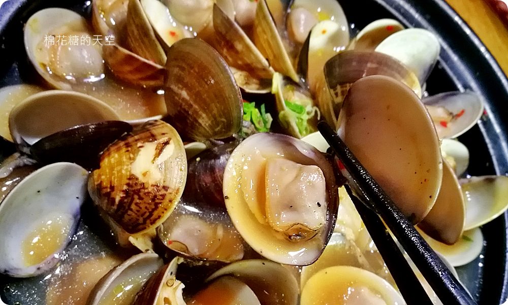 台中深夜食堂推薦-百川日本串燒，酒蒸蛤蠣吃完還有美味彩蛋！就在文心路旁