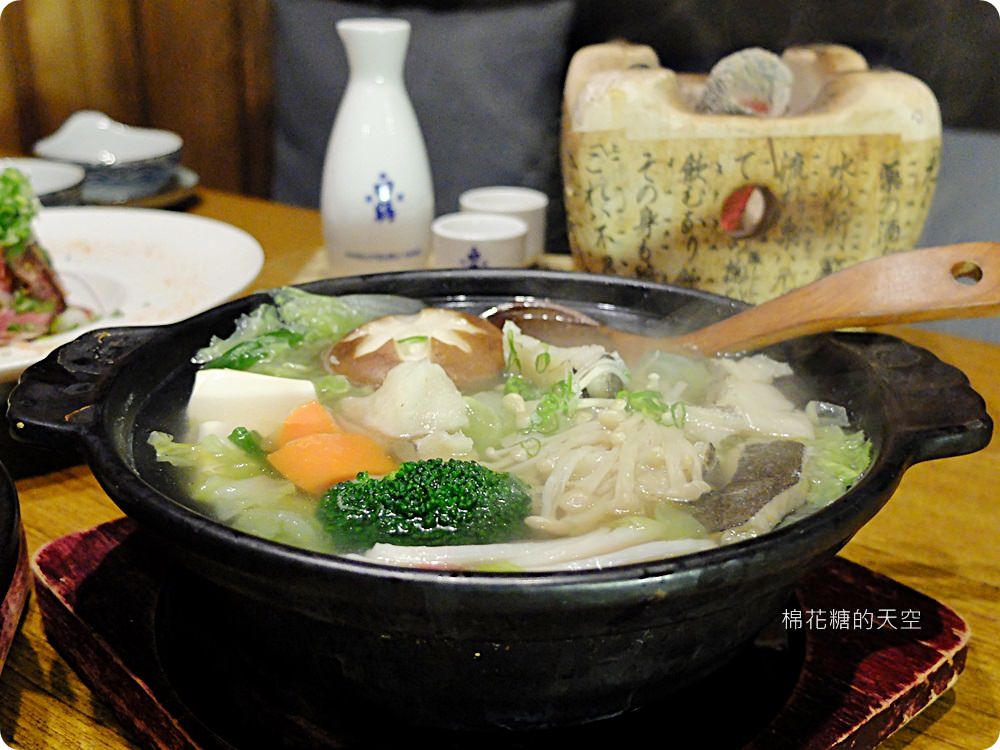 台中深夜食堂推薦-百川日本串燒，酒蒸蛤蠣吃完還有美味彩蛋！就在文心路旁