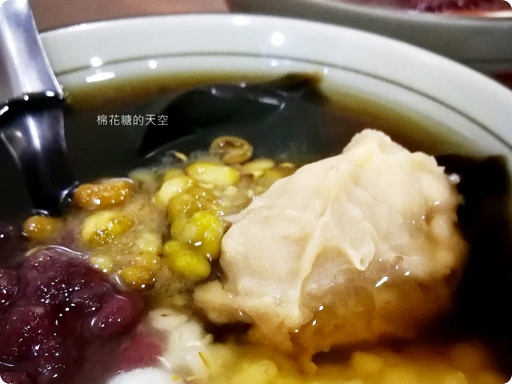 金門美食懶人包|蚵嗲、石蚵、燒餅、沙蟲、牛肉湯～你少吃了什麼？