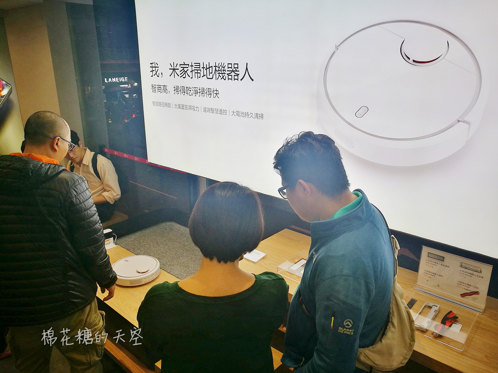 台中小米之家開幕啦！手機、耳機、掃地機器人多種明星商品現場挑