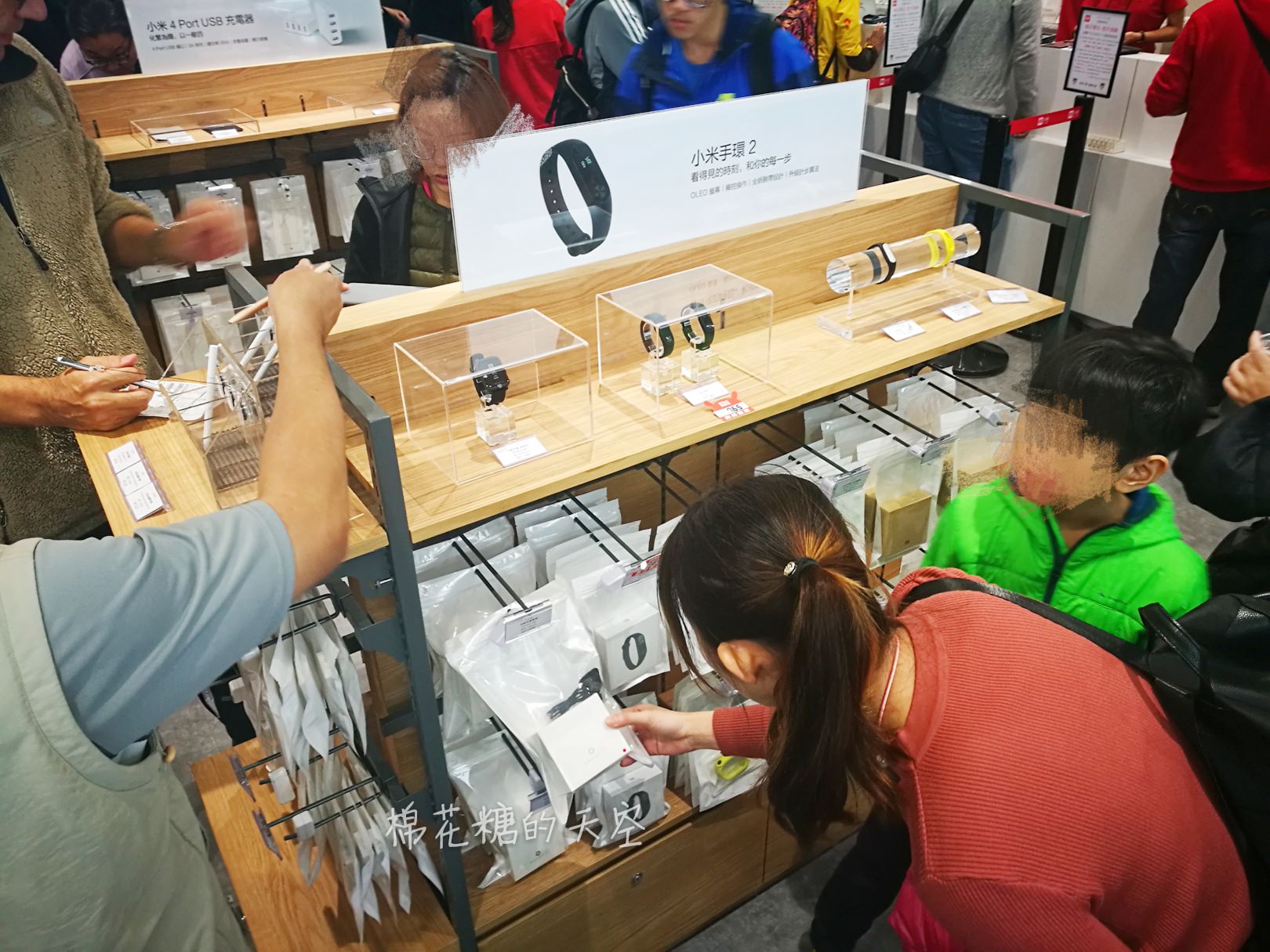 台中小米之家開幕啦！手機、耳機、掃地機器人多種明星商品現場挑