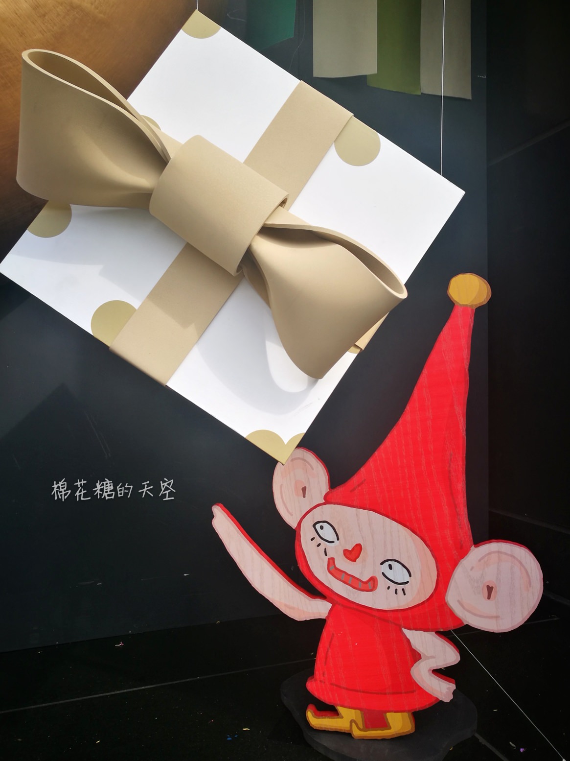 叮叮噹～勤美聖誕村開村啦！聖誕老公公放大假，小精靈代班送禮物