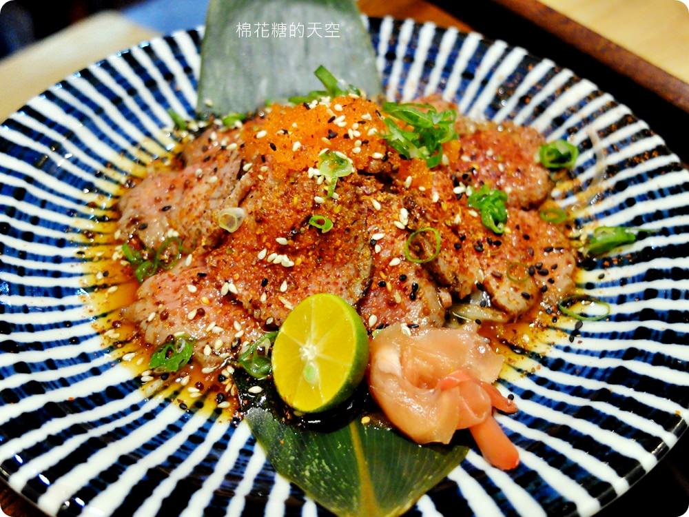 夜間限定美食沙鹿日出町，蓋飯、拉麵、小菜通通超人氣！
